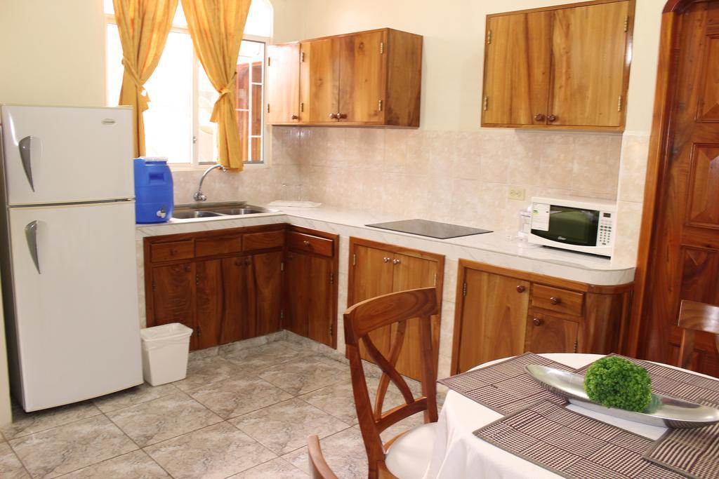 Hotel Del Sol Galapagos 푸에르토아요라 객실 사진