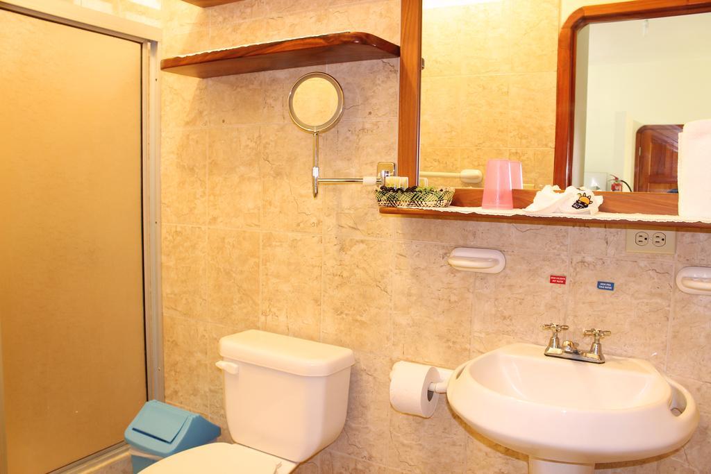 Hotel Del Sol Galapagos 푸에르토아요라 객실 사진